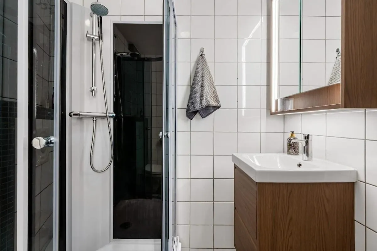 Apartment With 2 Bedrooms And Balcony Bergen