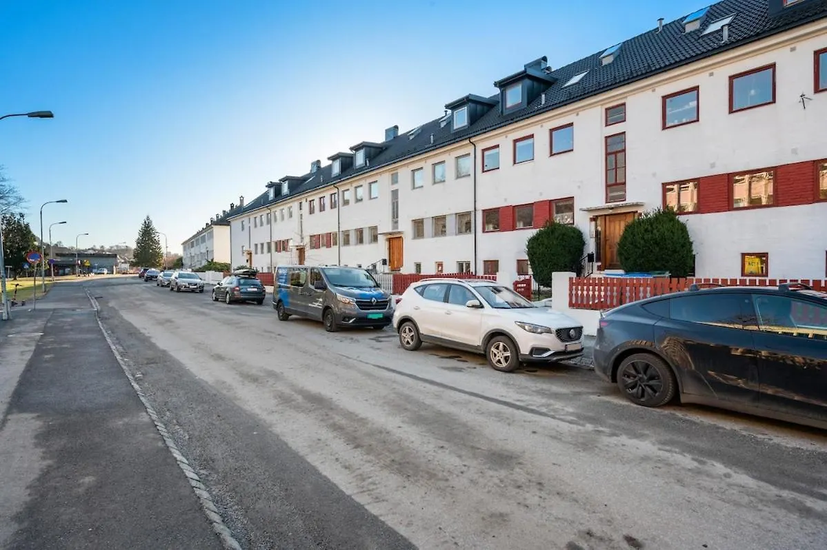 Apartment With 2 Bedrooms And Balcony Bergen